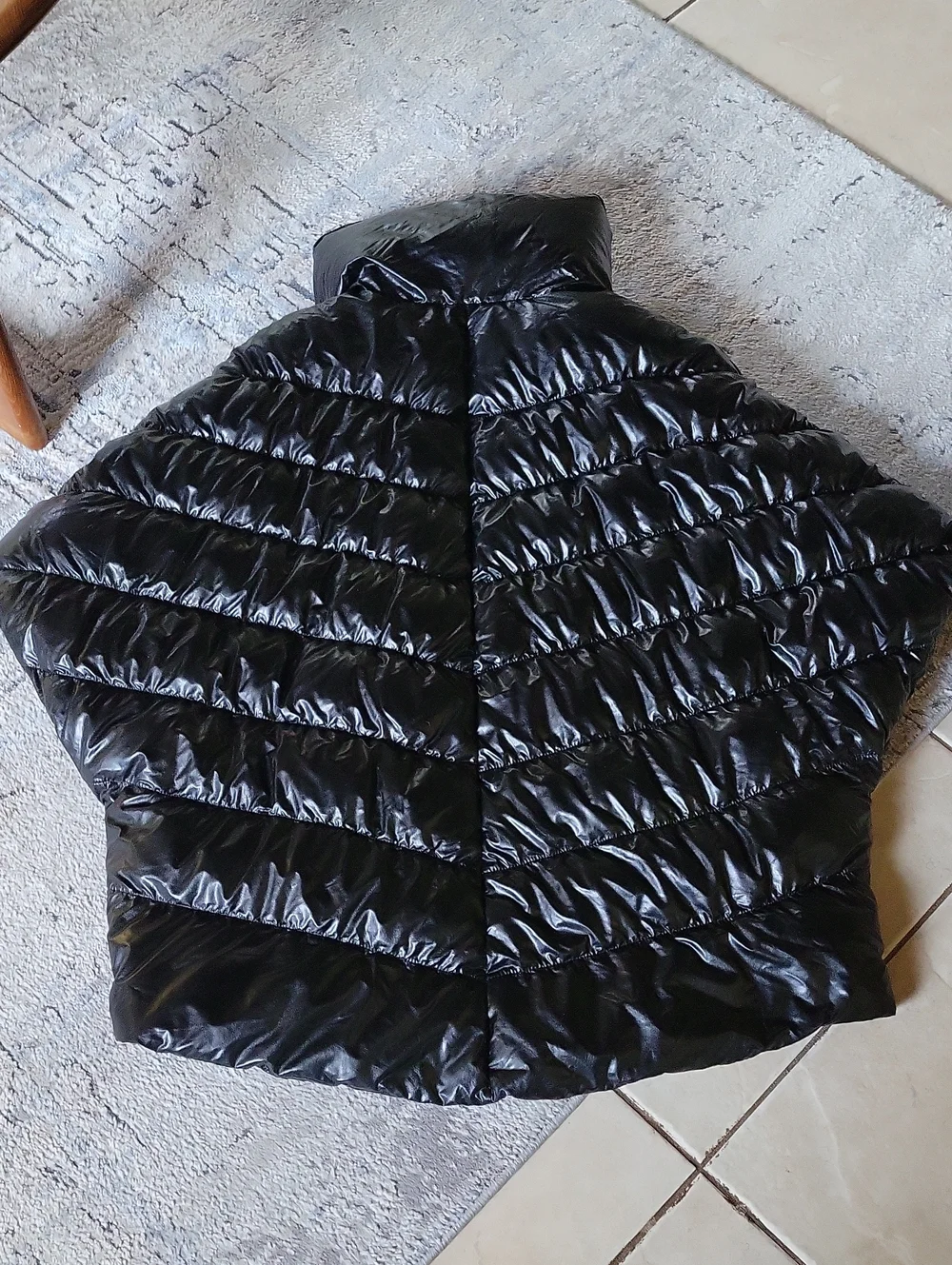 Nike Cascade Down Puffer Poncho Jacket Sz M Retail $300